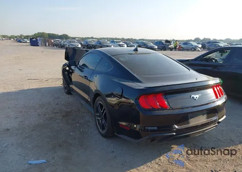 2020 Ford Mustang Ecoboost Premium Fastback z USA, uszkodzony, nr VIN 1FA6P8TH8L5167290